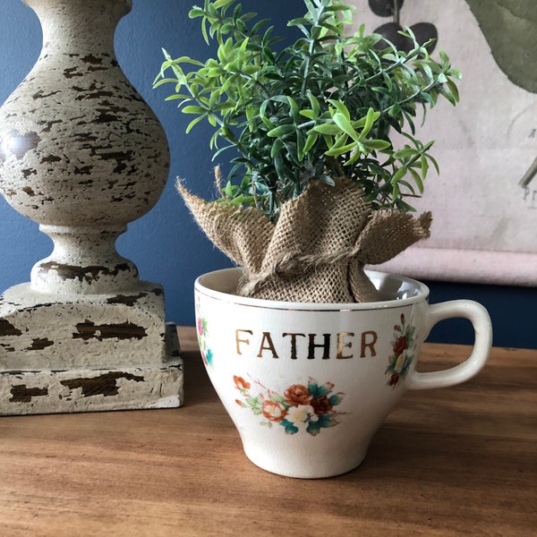 Vintage Cottage Style/Farmhouse Style/Shabby Chic Style Floral Large FATHER Mug