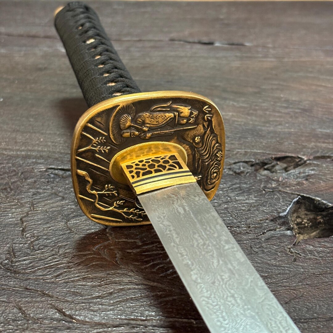 Hand Forged Japanese Art Katana - Pattern-welded Damascus Steel Blade ...