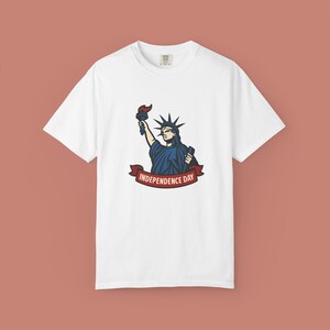 Statue of Liberty T-Shirt | Independence Day Graphic Tee, Patriotic July 4th Shirt, USA Freedom Art, American Pride Top