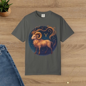 Widder Sternzeichen T-Shirt | Ram Konstellation Grafik T-Shirt, himmlische Feuerzeichen Kunst, mutige Astrologie Sternkarte Shirt