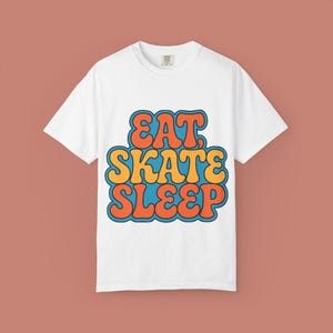 Skateboard Graphic Tee | Eat Skate Sleep Shirt, Cool Skater Style, Youth Streetwear Gift, Retro Skateboarding T-Shirt