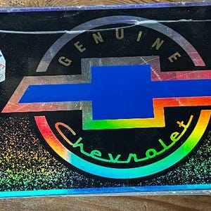 CHEVY Copertura per targa riflettente originale Chevrolet originale, nuova, mai aperta, nera, argento e blu