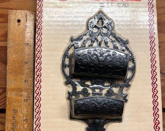 Iron Art Co. Antique Cast Iron Match Holder