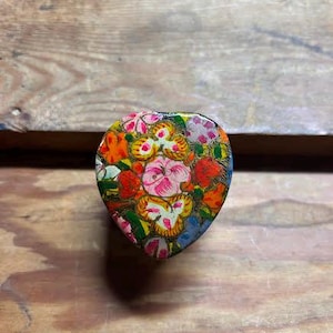 Vintage Japanese Lacquered Wood Floral Heart Trinket Box