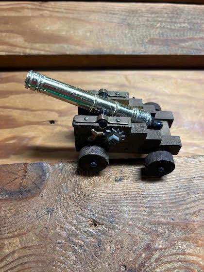 Ancien canon jouet de collection moulé sous pression Barclay 69