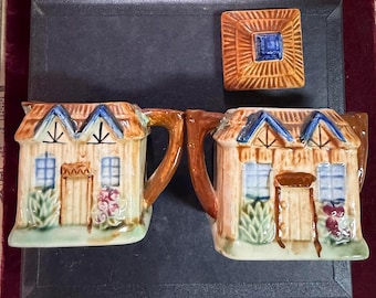 Casa de cerámica japonesa antigua para crema y azúcar, pintada a mano.