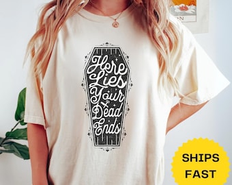 Comfort Colors® Hairdresser Halloween Shirt, Halloween Hairstylist Tee, Hair Stylist Halloween Tshirt for Hairdressers Gift, Halloween Party