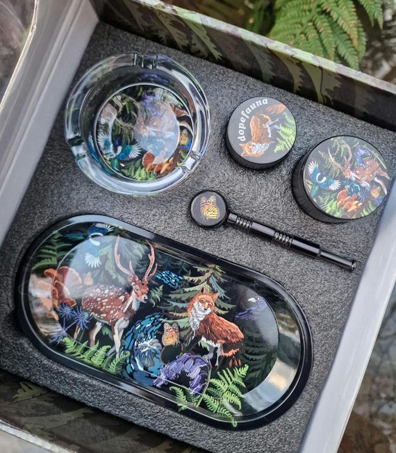 Woodland Wildlife Animals & Nature 5-Piece Collection: Herbal Grinder, Ashtray, Stash Jar, Pipe, Rolling tray gift