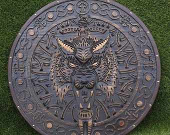 Juego de escudo y hacha vikingos Fenrir hechos a mano / Decoración de pared de madera tallada