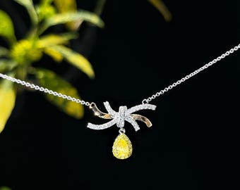 18K Gold Yellow Diamond Teardrop Necklace with Bow Design – Radiant Elegance for Daily Wear