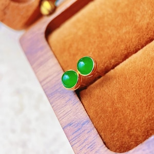 18K Gold Full Green Jade Bubble Stud Earrings – Natural Jadeite, Minimalist Elegance