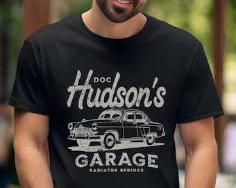 Camiseta retro de Doc Hudson's Garage, camiseta de Doc Hudson de Radiator Springs, Pixar Cars, camiseta de Disneyland para hombre, camiseta de Cars Land, regalo para tu novio