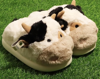 Customizable Plush Dairy Cow Slippers: Warm Anti-Slip Home Shoes