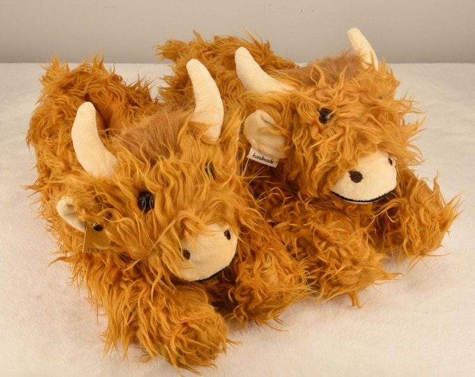 Custom Slipper | Fluffy Slipper | Highland Cow Slippers | Customizable Name, Warm & Cozy