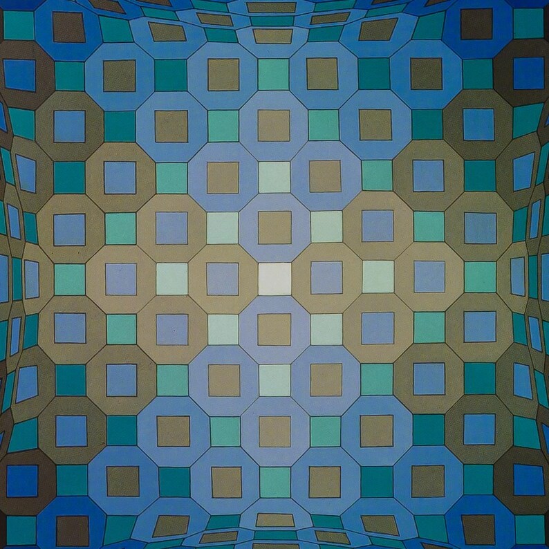 K&ouml;nnte beinhalten: Abstrakte geometrische Kunst mit einem sich wiederholenden Muster aus Achtecken und Quadraten. Die Farbpalette umfasst Blau-, T&uuml;rkis- und Braunt&ouml;ne, die ein Gef&uuml;hl von Tiefe erzeugen. Das Kunstwerk hat eine gekr&uuml;mmte Perspektive.