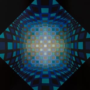 K&ouml;nnte beinhalten: Abstrakte geometrische Kunst mit 3D-Perspektive, die ein sich wiederholendes Muster aus Quadraten und Achtecken zeigt. Die Farbpalette umfasst Blau-, T&uuml;rkis- und Braunt&ouml;ne, die Tiefe und visuelles Interesse erzeugen. Das Kunstwerk ist vor einem schwarzen Hintergrund platziert.