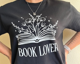 Book Lover T-shirt | Bookish T-shirt | Bookish Merch | Floral Book Lover T-shirt | Bookish Gifts | Book T-shirt | T-shirts for Readers