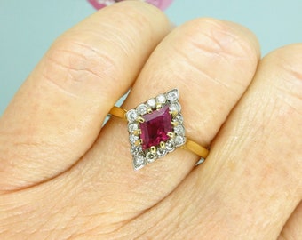 Vintage Art Deco 18ct verneuil ruby & diamond losenge/diamond shape cluster ring