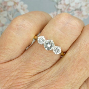 Vintage 18ct Platinum brilliant cut diamond three stone trilogy ring 0.90ct ~ c1930's