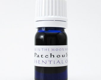 Patchouli Essential Oil an Earthy Scented Fixative