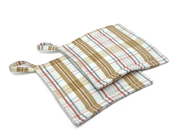 Plaid Potholders, Set of 2 Earthy Colored Hot Mats