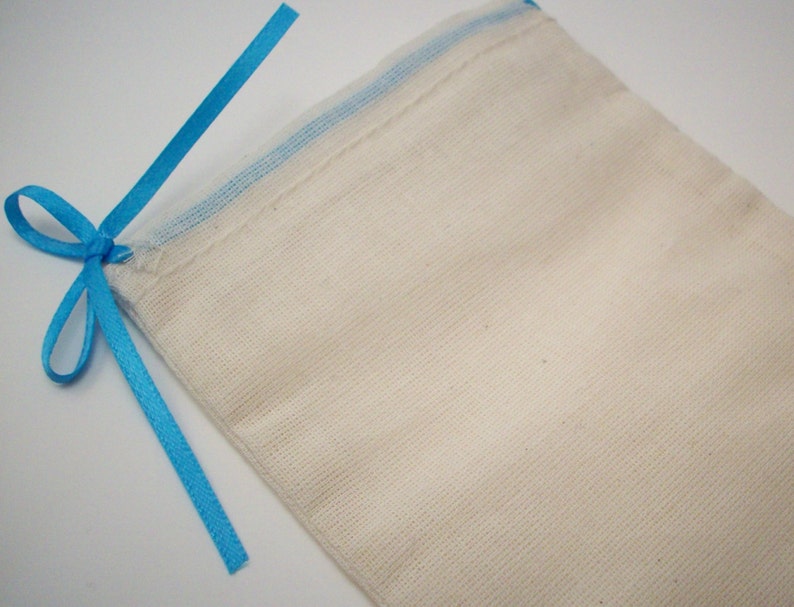 20 pack of Eco Friendly Reusable Gift Packaging 4x6 Muslin Bags