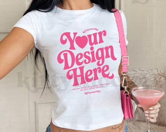 Gildan 5000B Weiß Baby Tee Mockup Y2K Baby Tee Mockup Trendy 90er Jahre Baby Tee Mockup Crop Top Baby Tee Mockup Y2K ästhetik Mockup