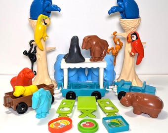 Complete Your  Zoo #916 Vintage Fisher Price Little People Set by Piece - Sold Individually