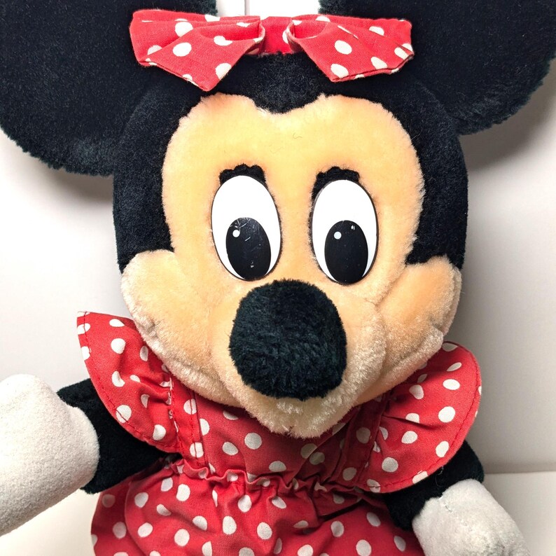 Vintage Disneyland Walt Disney World Minnie Mouse 14" Plush Doll Toy