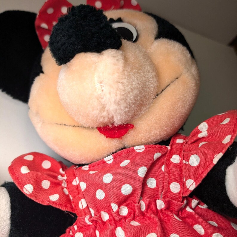 Vintage Disneyland Walt Disney World Minnie Mouse 14" Plush Doll Toy