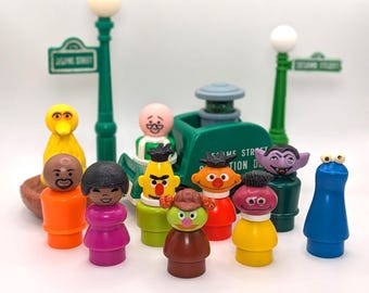 Vintage Little People Sesame Street Fisher Price Set Figures - Ernie, Bert, Big Bird, Count, Oscar, Snuffle-upagus, Cookie Monster