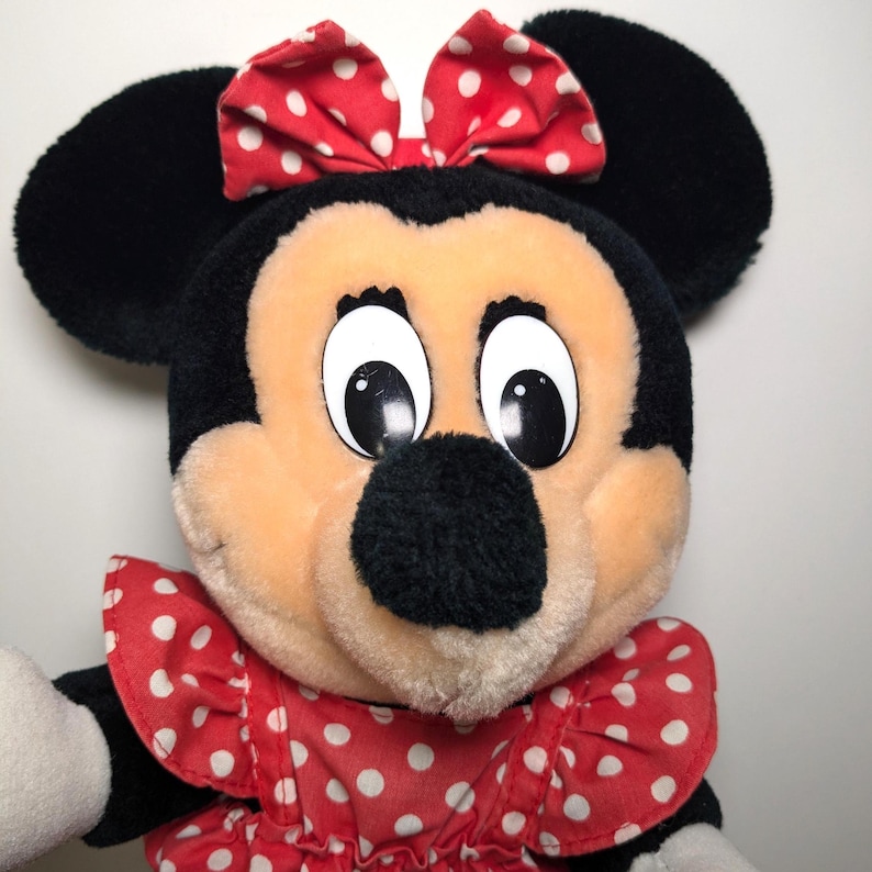 Vintage Disneyland Walt Disney World Minnie Mouse 14" Plush Doll Toy