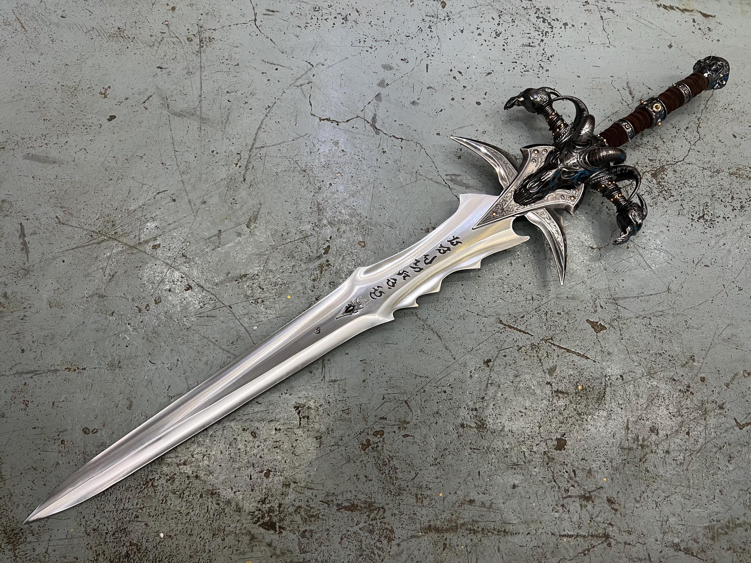 フロストモーン リッチキング 金属製 模造刀 西洋剣 美術品 コスプレ WOW フロストモーンソード コスプレ リッチキング 鋼鉄金属武器 - Etsy