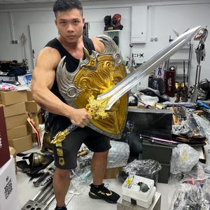 WOW War Steel Gold Silver Lion Lothar Stormwind Soilder Sword cosplay metal weapon