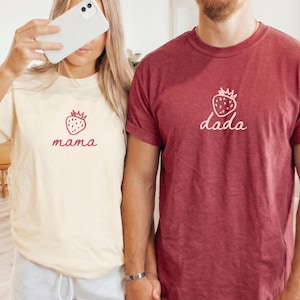 T-shirts d'anniversaire assortis Maman Papa Fraise • Tenue d'anniversaire sur le thème des fraises • T-shirt Comfort Colors®