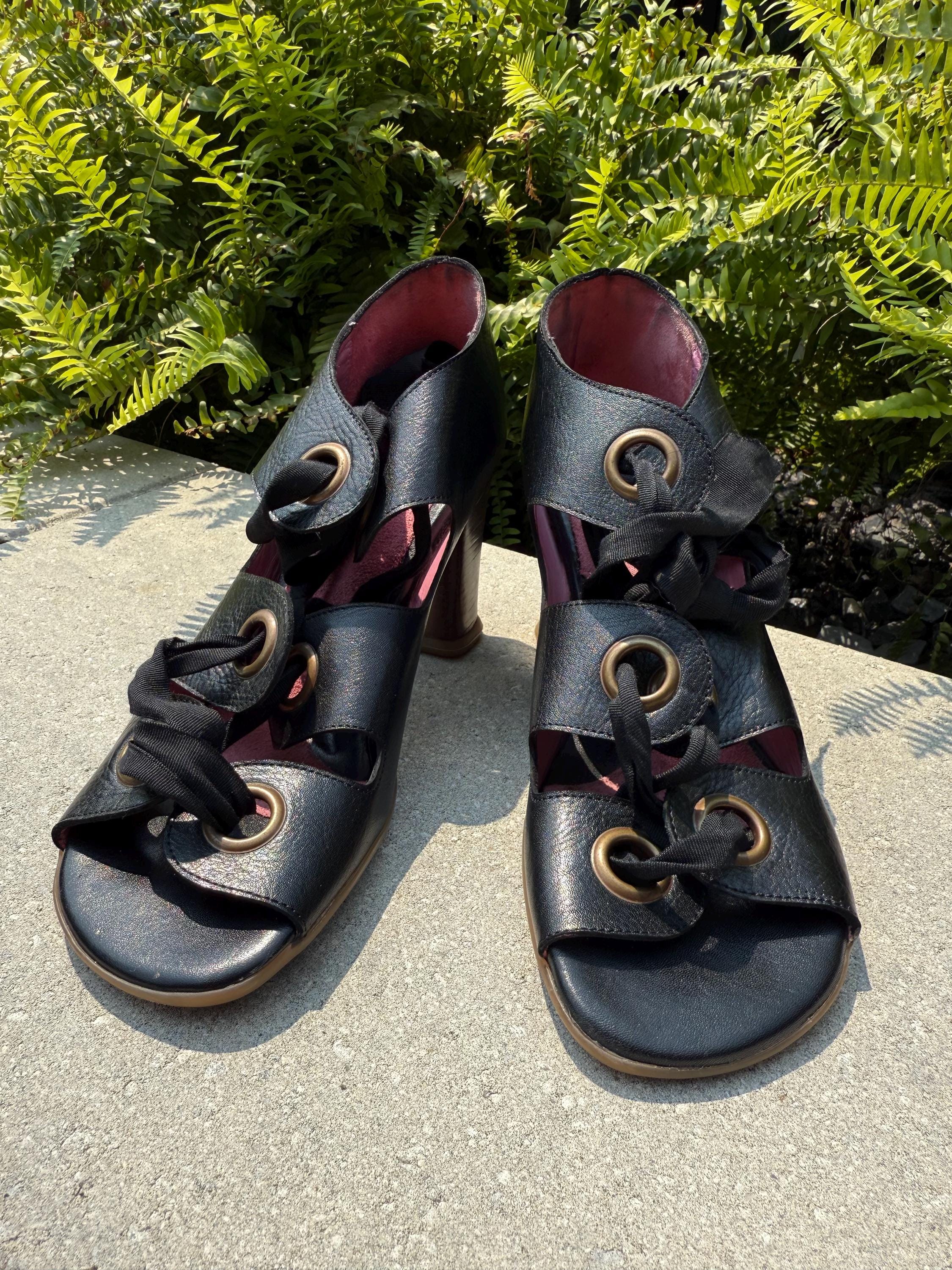John fluevog - Etsy 日本