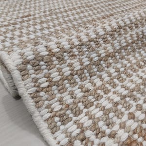 Handwoven Wool & Jute Rug: Natural Fiber Flatweave - 4x6 ft