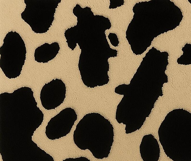 Hand-tufted Cow Print Rug – Black & Cream Plush Carpet - Etsy Canada