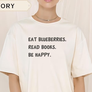 Blaubeere Shirt Buch Tshirt Blaubeere 90er Jahre Vintage Style Tshirt, Retro Comfort Colors® Y2k Beere Shirt, Beere Liebhaber Shirt, süß und glücklich