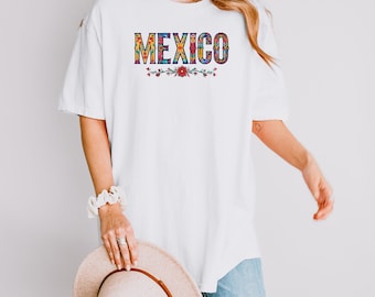 La Mexicana Retro T-Shirt: Comfort Colors Mexican Pride Tee