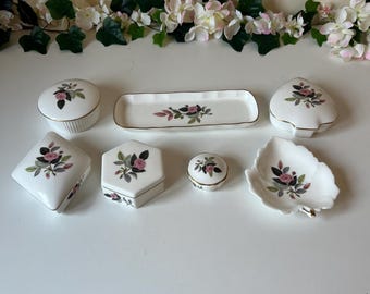 Porta-joias vintage Wedgwood Hathaway Rose – Decoração de penteadeira em porcelana fina