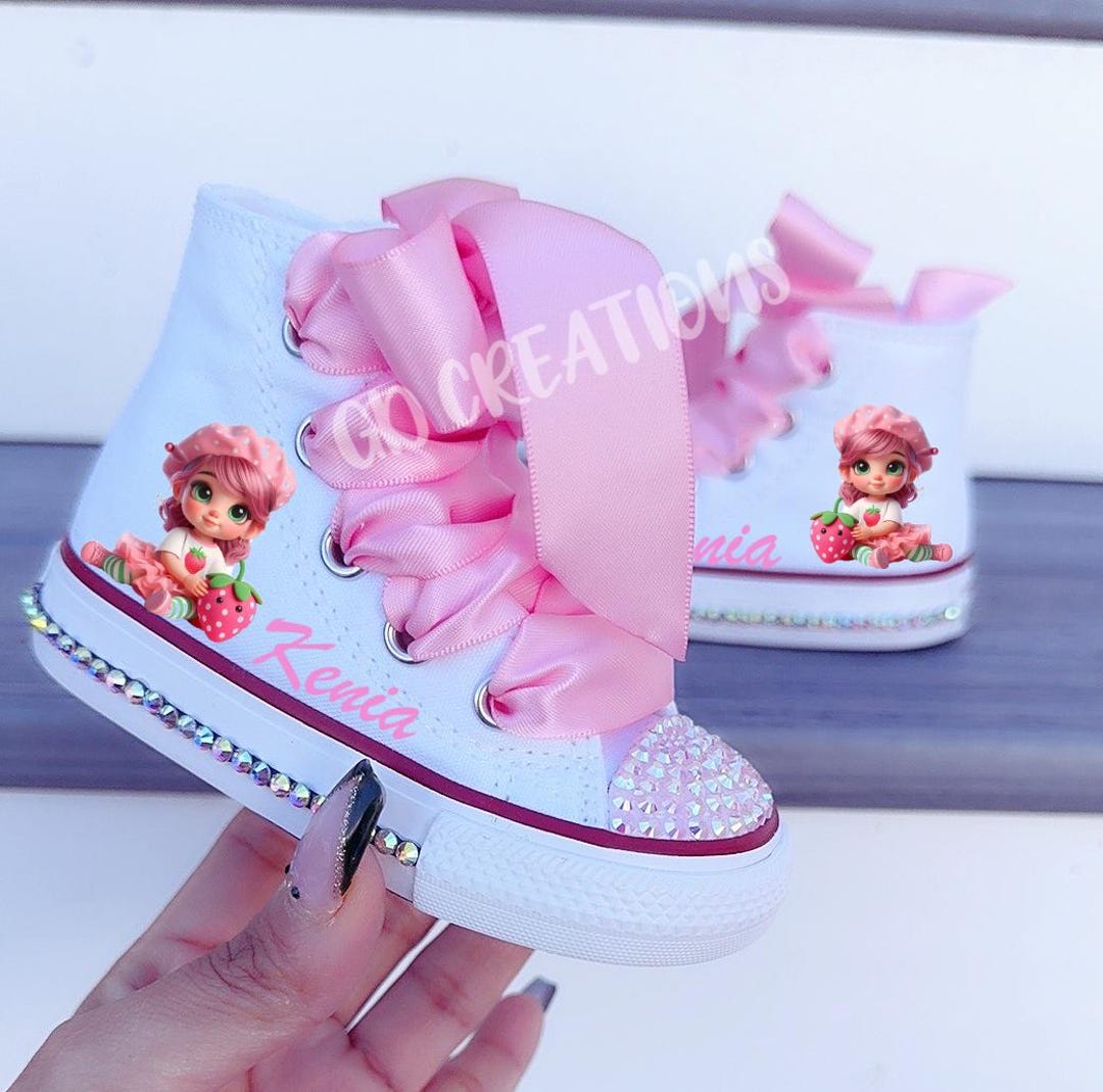 Cake Strawberry Pattern Print Black Sneaker Shoes For Men Women