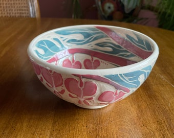 Bleeding Hearts Bowl - Single Serving