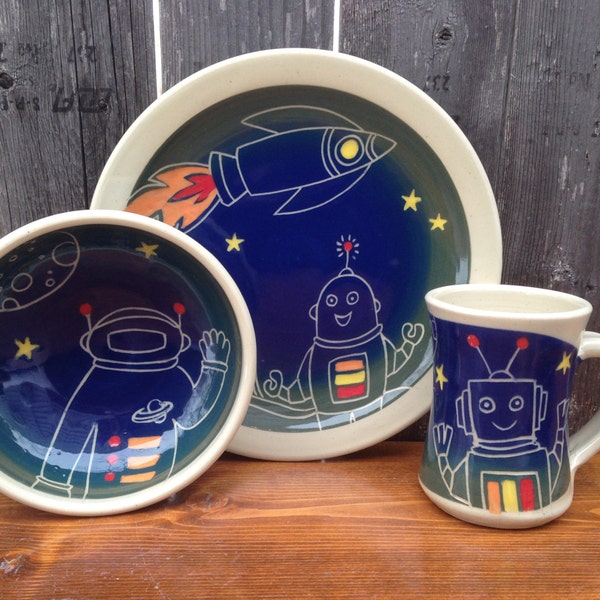 Children's Pottery Set / Space Guy / Robots