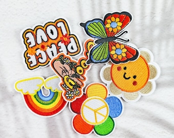 Retro 70s Hippie Iron-On Patch – Peace, Love & Butterflies Rainbow Embroidered Applique, Boho Sew-On Badge for Jackets, Bags, DIY Crafts