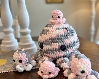 PRE-ORDER Crochet Mama Octo and her Babies