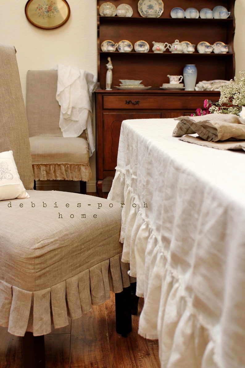 TABLE CLOTH...linen with frayed ruffle Lilly