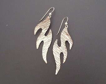 Handmade Sterling Silver Lightning Bolt Earrings: Modernist Flame Design