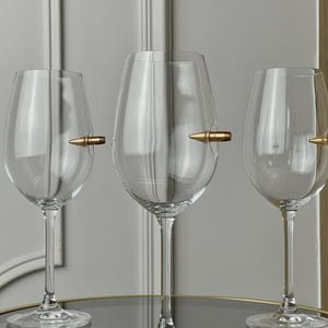 Copa de vino con forma de bala, copa única perforada real para regalo de padrinos de boda, copas grabadas personalizadas