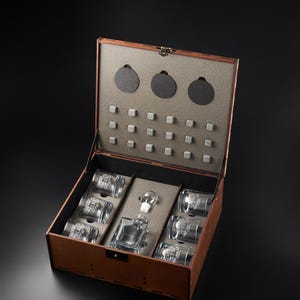 Engraved bourbon set with decanter, whiskey box set, groomsmen gift box, barware gift set, whiskey gift set, whiskey lover gift